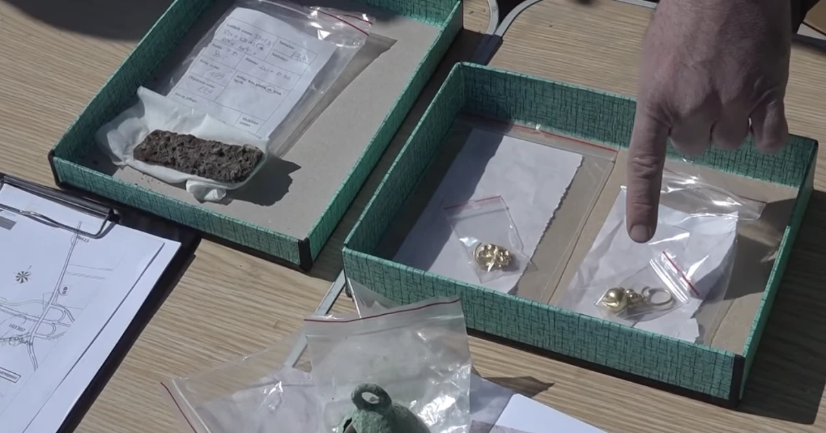 Emberi maradványokat, bizánci arany fülbevalókat és csengőt is találtak az épülő BYD gyár alatt