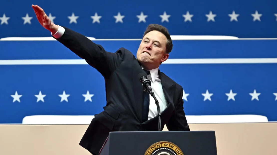 Elon Musk szerint gyűlölet-bűncselekményt követ el, aki náci szimbólumokat használ