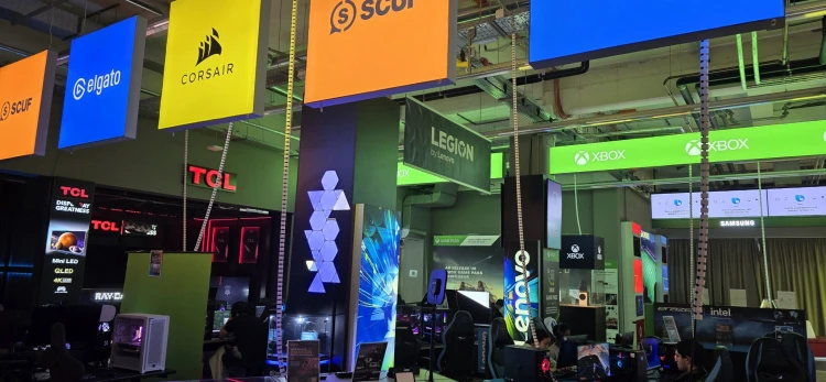 A gamingre építenek az ital helyett: ez az üzlet a virtuálisból valósággá vált közösségi játékteremben_15