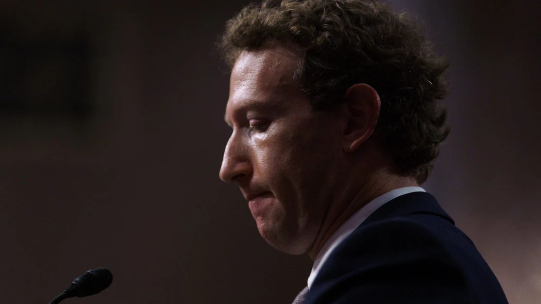 Félkésznek tűnik Zuckerberg új okosszemüvege