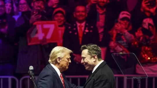 Elfajult a viszony Trump és Musk között, egy éjszaka alatt dollármilliárdokat vesztettek