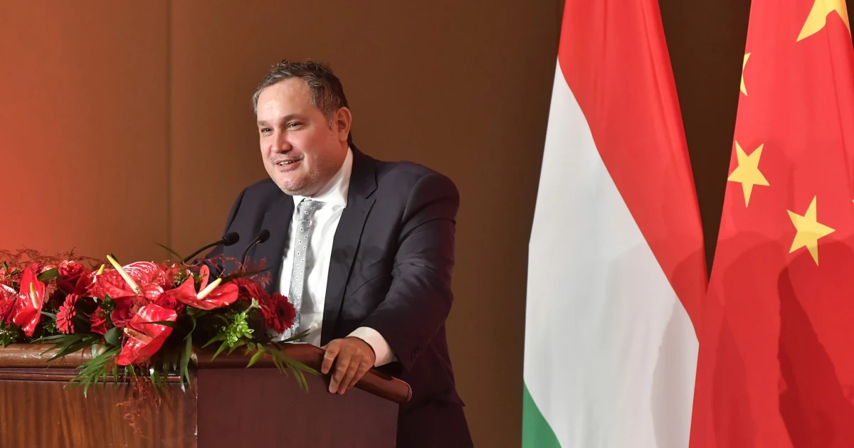 Repülőrajt: áprilisra elérte az éves cél 70 százalékát a költségvetési hiány