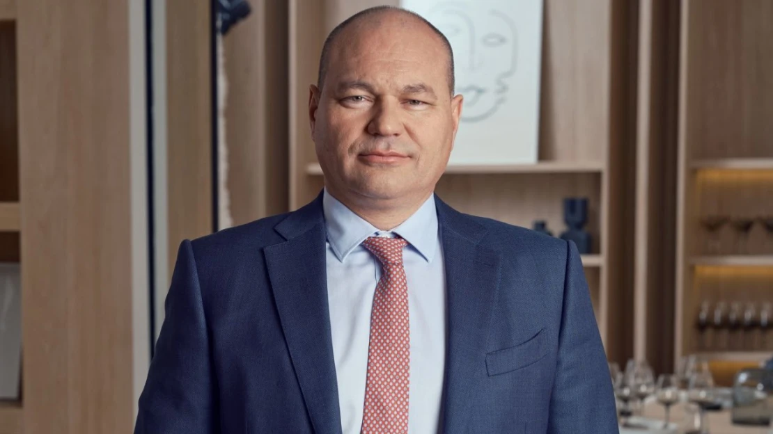 Bocsánatot kért a magyar milliárdos, amiért a Fideszre való szavazásra buzdította alkalmazottait