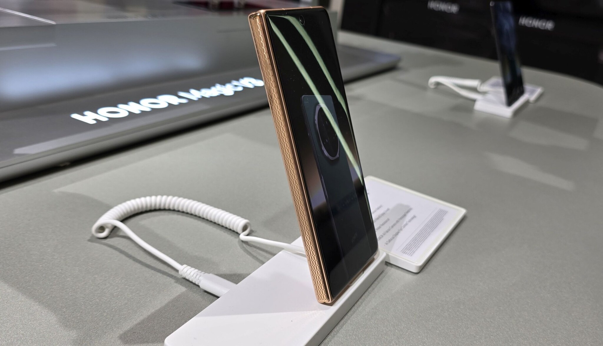 Mutatjuk, mit tudnak a balhés kínai telefongyártó nálunk is kapható modelljei