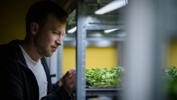 A legkisebb hazai termelőtől a Michelin-csillagos éttermeknek: jön Boldizsár és megoldja