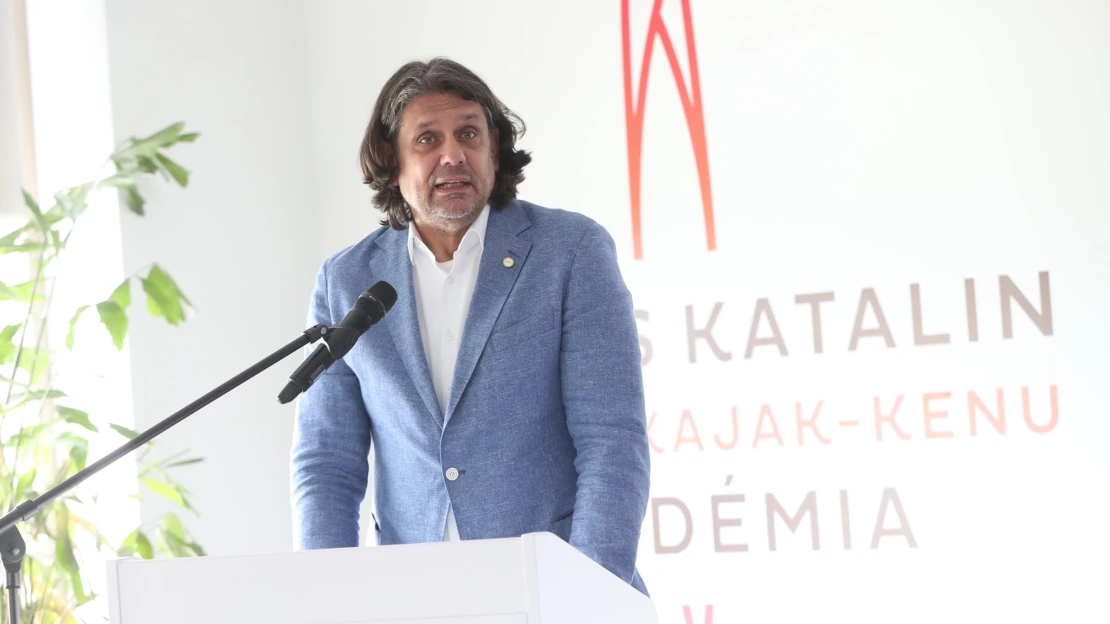 Vagyonkezelő alapítványa lett Deutsch Tamás testvérének