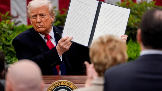 Trump nekimegy Indiának, mert az orosz energiát vásárol
