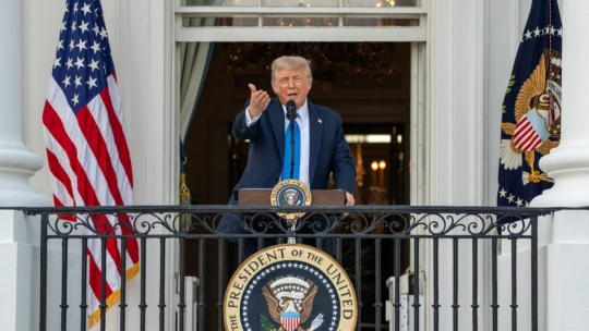 Új korszak kezdődött: hatályba léptek Trump vámjai