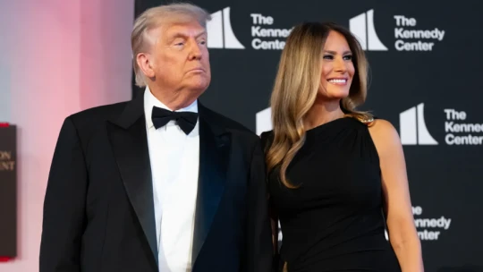 Mutatjuk, mennyivel drágulhatnak a luxuscikkek Trump vámjai miatt