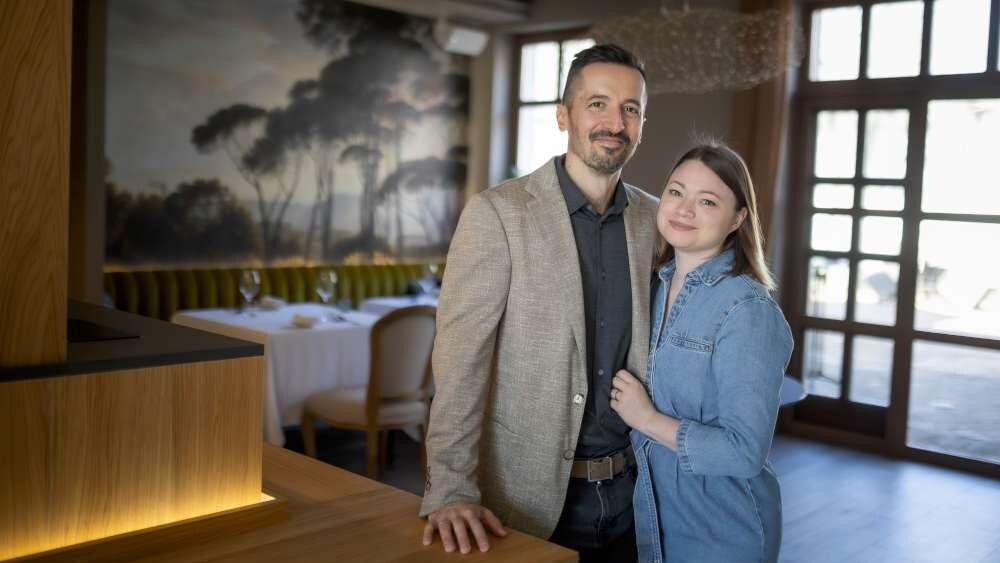 Elképzelni sem tudták, ki fizet azért, hogy Dánszentmiklóson aludjon. Most a Michelin-csillag a céljuk