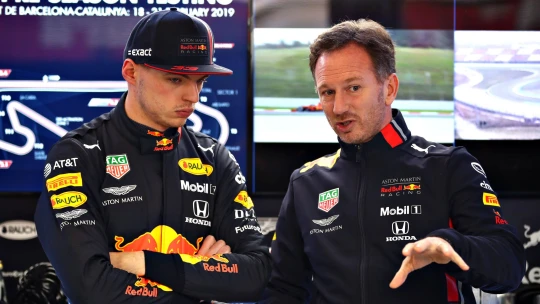 Profikhoz méltó Max Verstappen volt főnökének búcsúlevele, de még mindig sok a kérdés