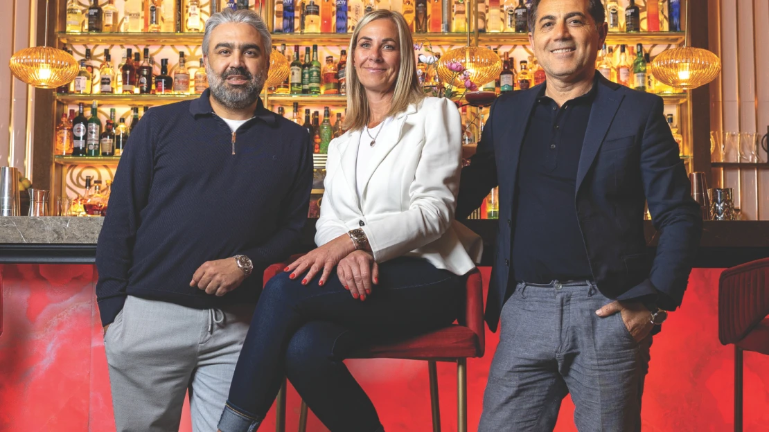 A bár, ahol minden koktélhoz jár a show