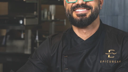 Világutazás és világkonyha: André Bicalho és az Epicurean története