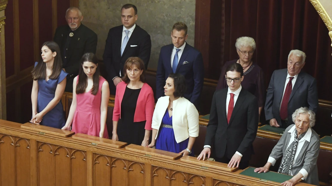 Orbán Győző állítja: kellett a hely Hatvanpusztán, mert ha összejön az egész család, vannak vagy ötvenen