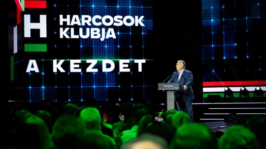 A tiltás ellenére is elárasztják a Facebookot a Fideszt támogató hirdetések