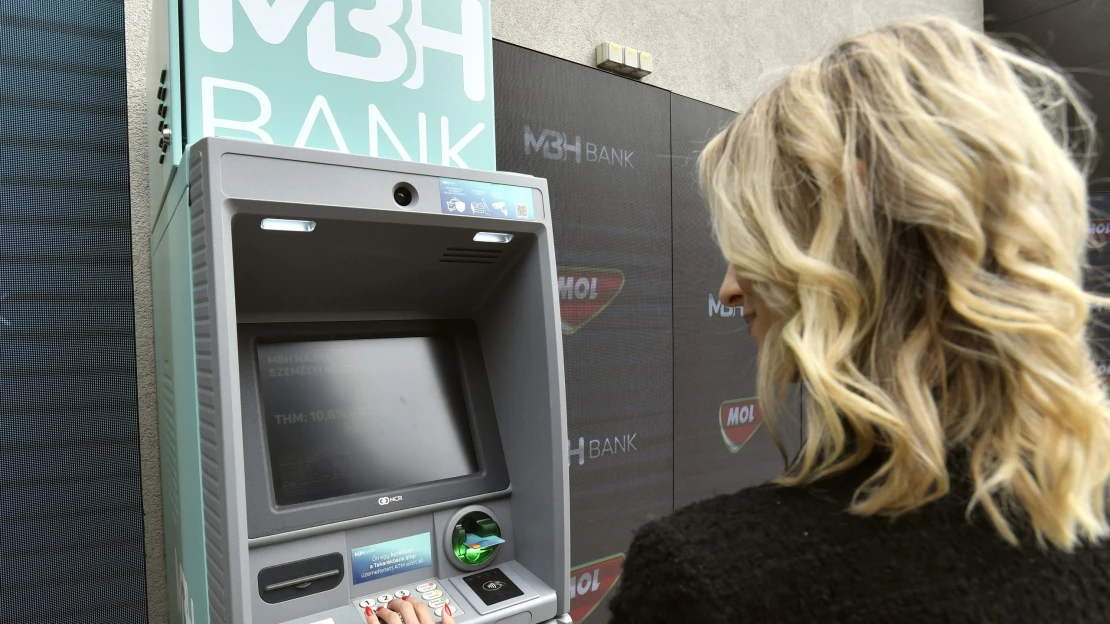Mészáros Lőrinc bankját vizsgálja az Európai Bizottság