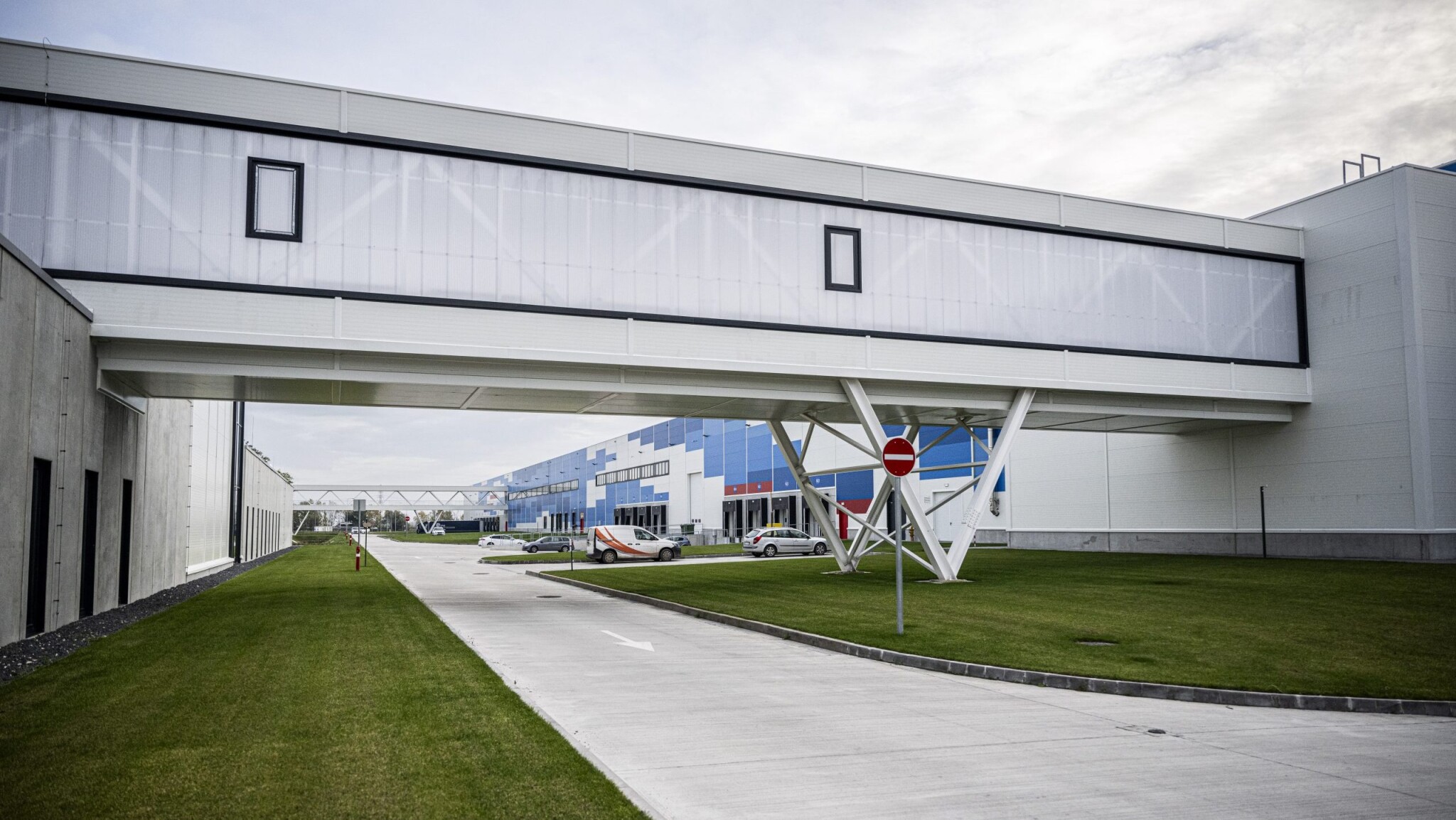 Rádiócsend és brutálisan rossz év a magyar Emagnál, komoly eladásra készül a cég