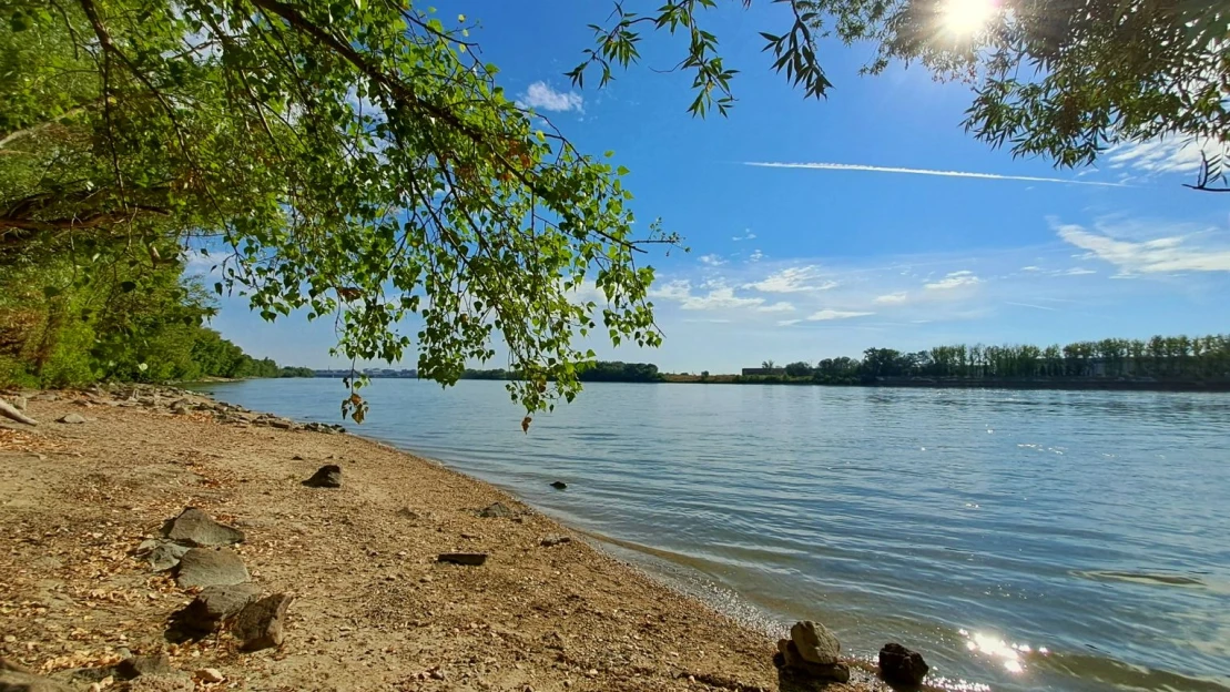 Már itt is szabadon strandolhatsz a fővárosi Duna-parton