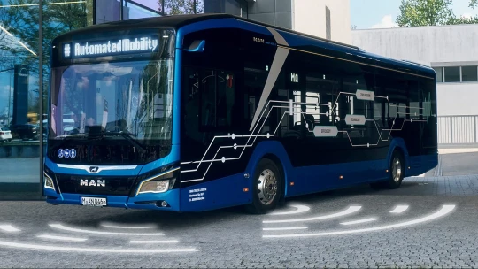 Önvezető buszokkal reagál a sofőrhiányra ez az európai ország