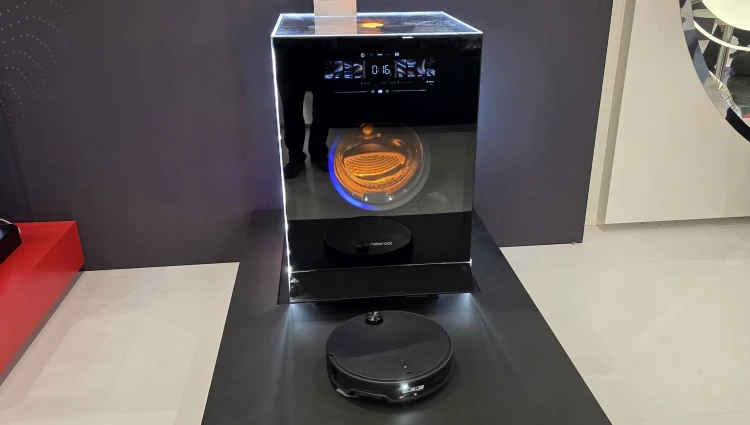 Extrém kütyük lopták el a show-t a legnagyobb európai tech kiállításon_40