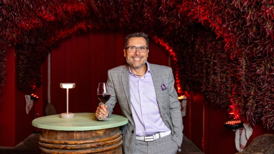 Budapest „Moulin Rouge-a”: Semsei Rudolf új gasztrokomplexumot épít a belváros szívében