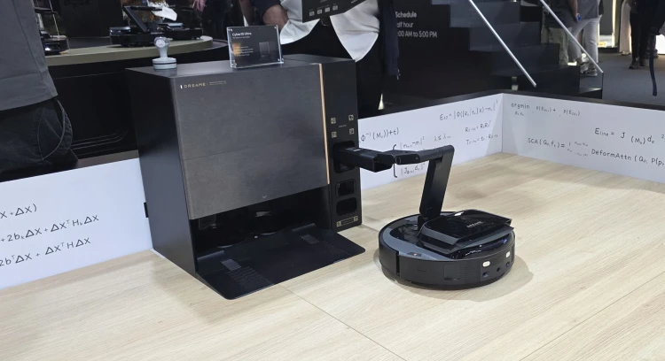 Extrém kütyük lopták el a show-t a legnagyobb európai tech kiállításon_36