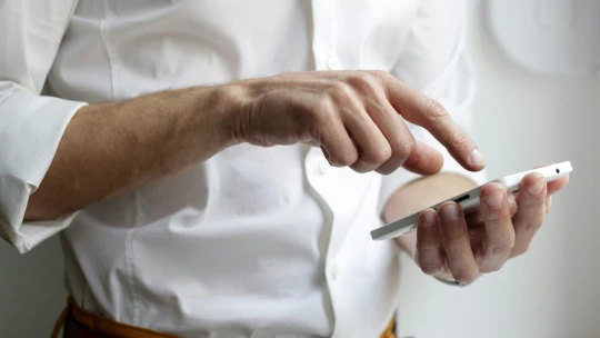 Figyelmeztet a cég: megszűnik a régi app, ezt kell most tenned
