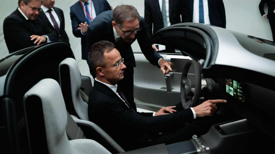 Így áll az Audi, a BMW és a Mercedes hazai beruházása, a legmodernebb elektromos motorokkal készülnek