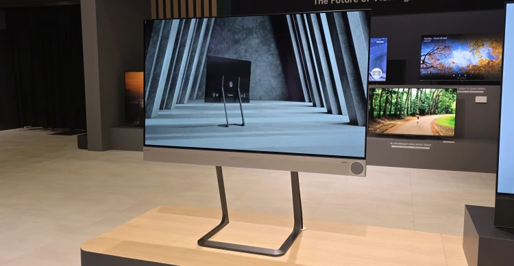 Extrém kütyük lopták el a show-t a legnagyobb európai tech kiállításon_25