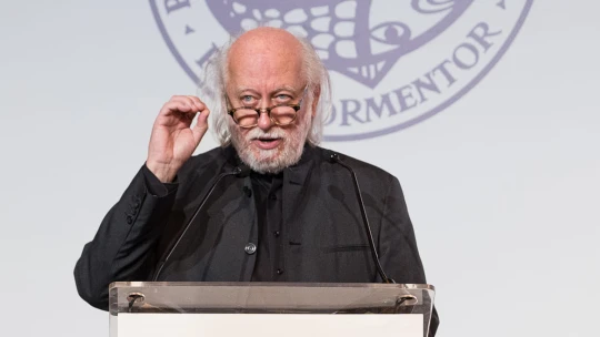 „Milyen csodálatos neki és Magyarországnak is!”: érkeznek a reakciók Krasznahorkai Nobel-díjára