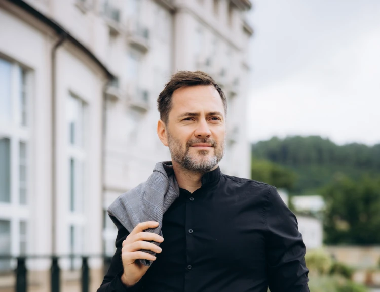 IT – nyakkendő nélkül