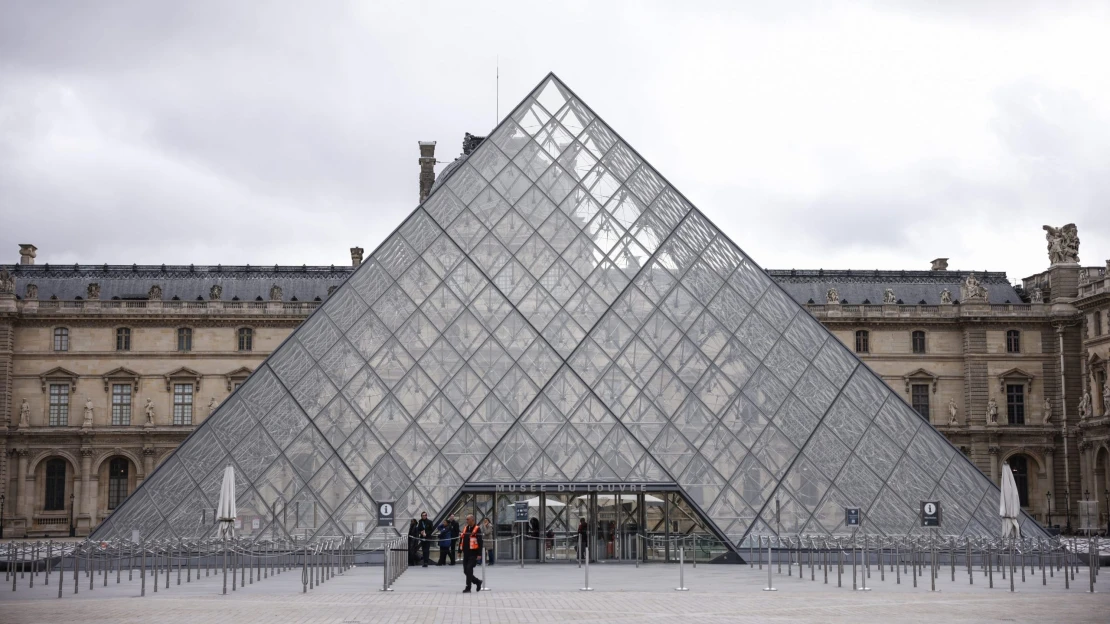 Felbecsülhetetlen kár, nulla kártérítés – a biztosítás sem segít a Louvre-nak