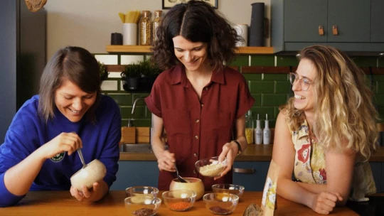 Mások kidobják, ők kását csinálnak belőle öt országnak. Erre gyűjt a magyar csapat, akire már a cseh óriás is felfigyelt