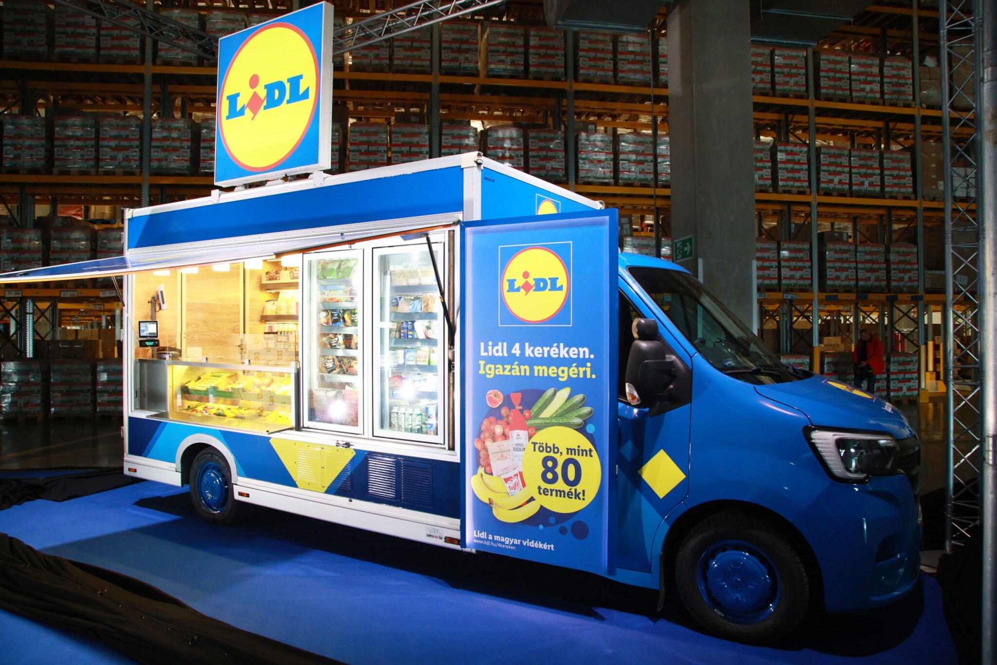 A Lidl lehajol a falvakért