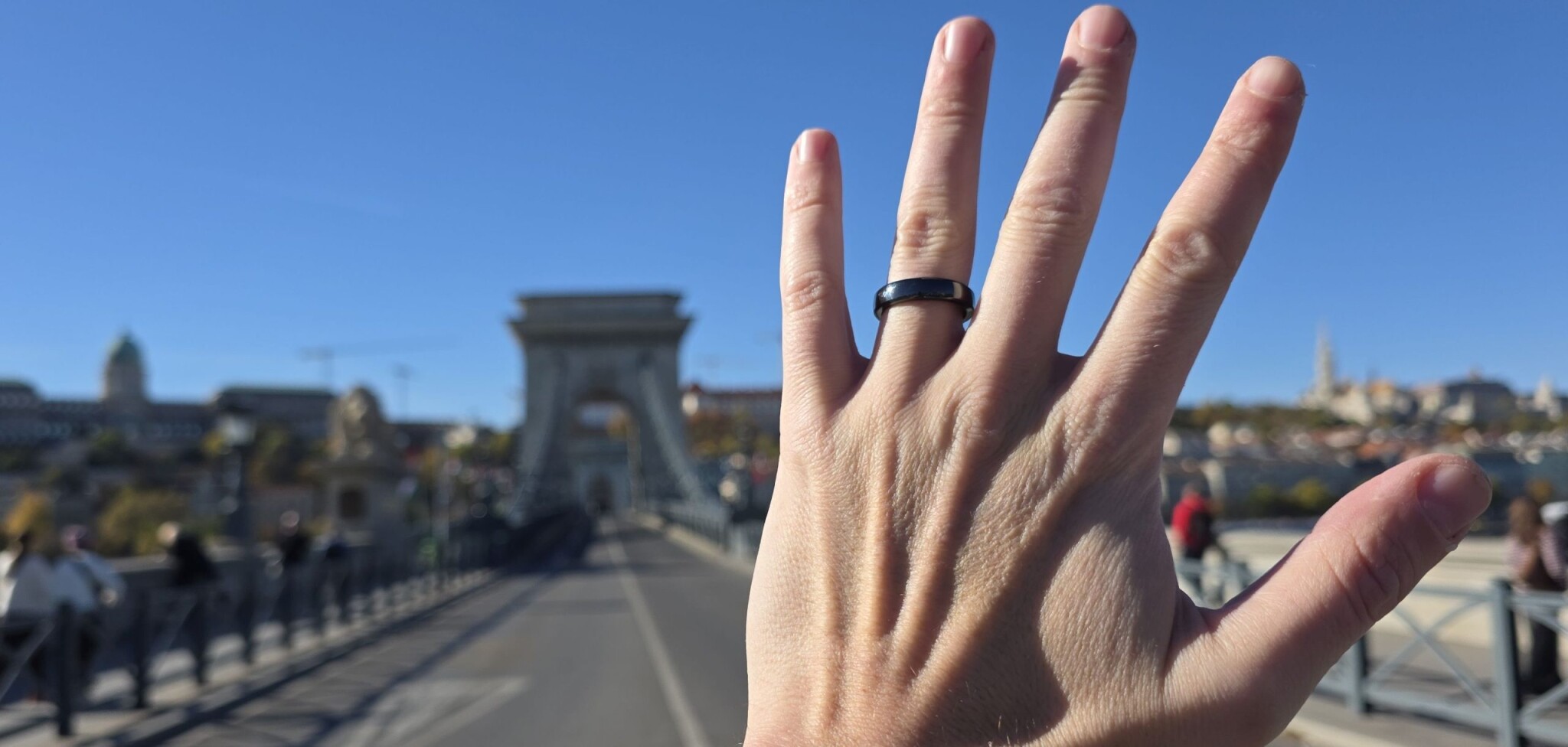 Bankkártya, mobil vagy óra helyett gyűrűvel fizettem. Menőnek éreztem magam, és még az értelmét is látom