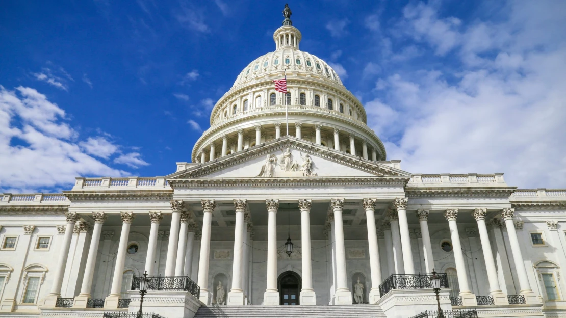 Tömeges leépítések jönnek, napokon belül lép az amerikai kormány