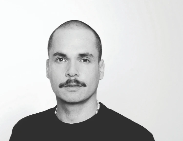 Hiteles tartalommal a fiatalokhoz