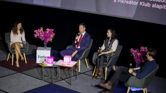 Litkai: A Facebookon sok az ostoba, ezért váltottam a középvezetők OnlyFans-ére