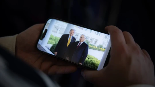 Védőpajzs: komoly válságra utalhat Orbán és Trump ködös megállapodása