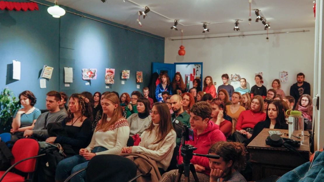 Márciusig működik, aztán lehúzza a rolót a népszerű közösségi ház