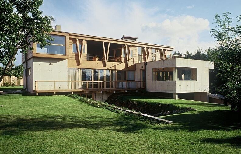 A rezsi magas, de van medence: a neten árulják a régió leggazdagabbjának családi villáját