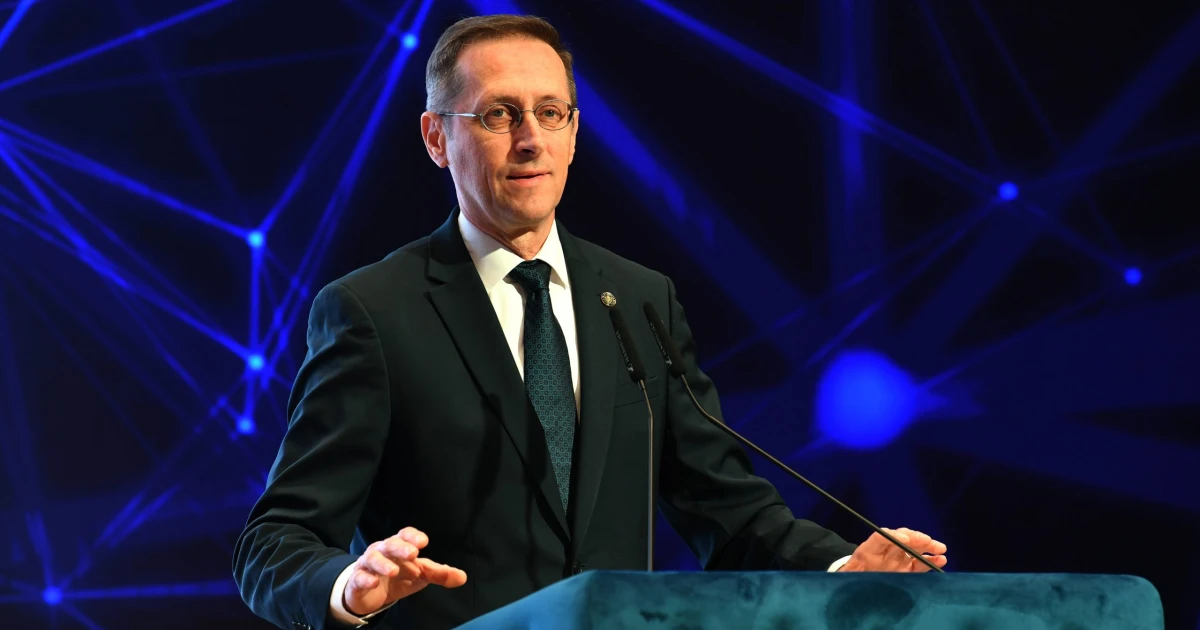 Varga Mihály a pénzügyi védőpajzsról: fel kell készülni a jövőre