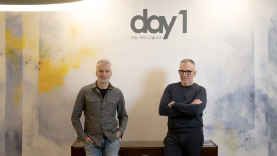 Ingatlan helyett egy tech cég is jó befektetés, de erről még mindig győzködni kell a magyar elitet