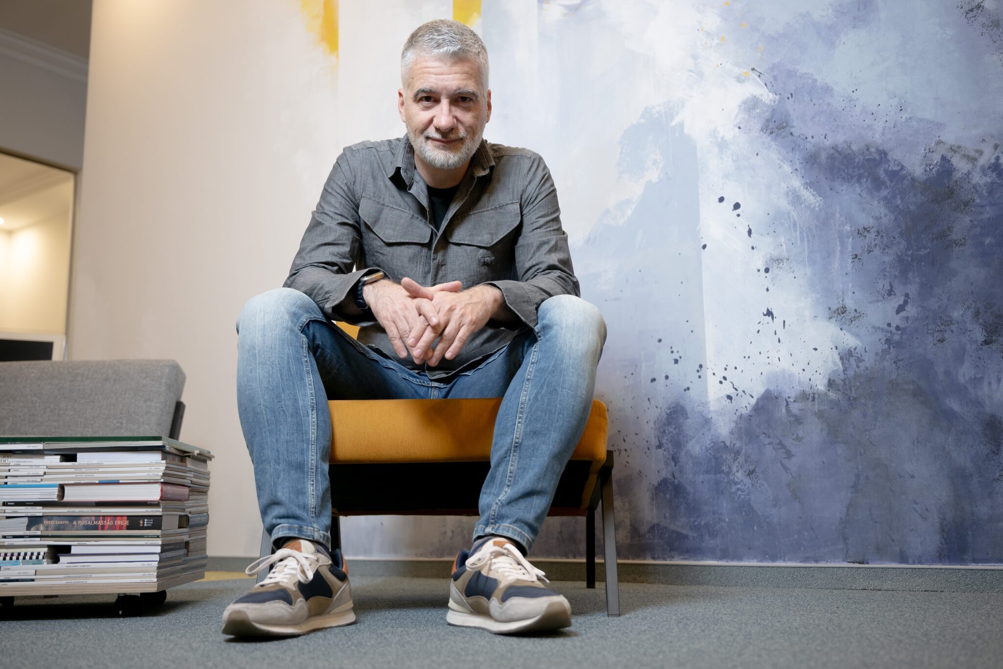 „Speciális, egyedi előny híján tehetségre, tudásra, innovációra, vállalkozókészségre, kutatás-fejlesztésre, kitartásra, csibészségre kellene építeni.”