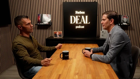 Csillag Péter: Csippant az sms, mosolyogtunk egy nagyot, és aztán munkanélküli lettem