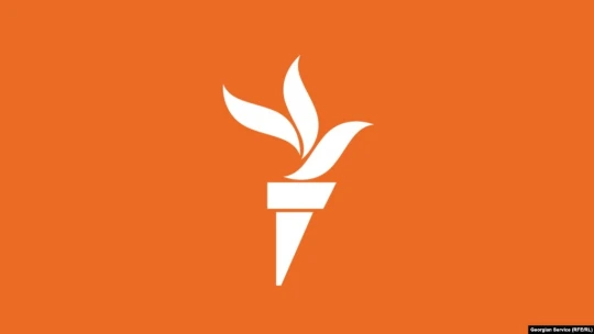 Nívós magyar újság szűnik meg holnaptól, a választások előtt tovább szűkül a hazai nyilvánosság