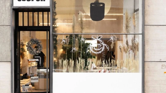 Vendéglátásra cserélte a medencét az olimpikon házaspár, közös kávézót nyitnak Budapesten