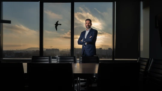 Digitális asszisztens, valós bizalom: így változtatja meg az AI a kárrendezést