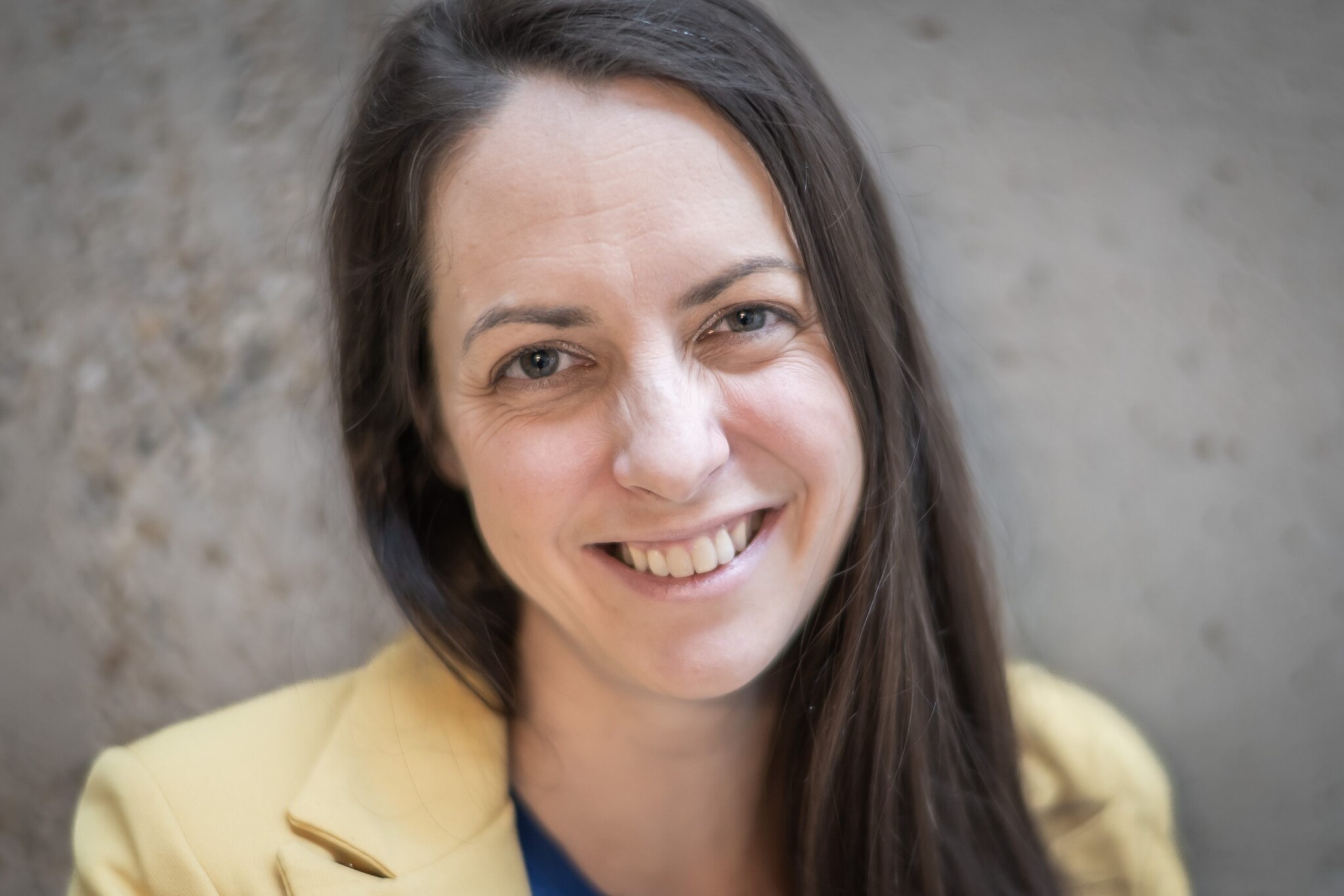 Kőműves Glória, a Nevetnikék Alapítvány alapítója és vezetője