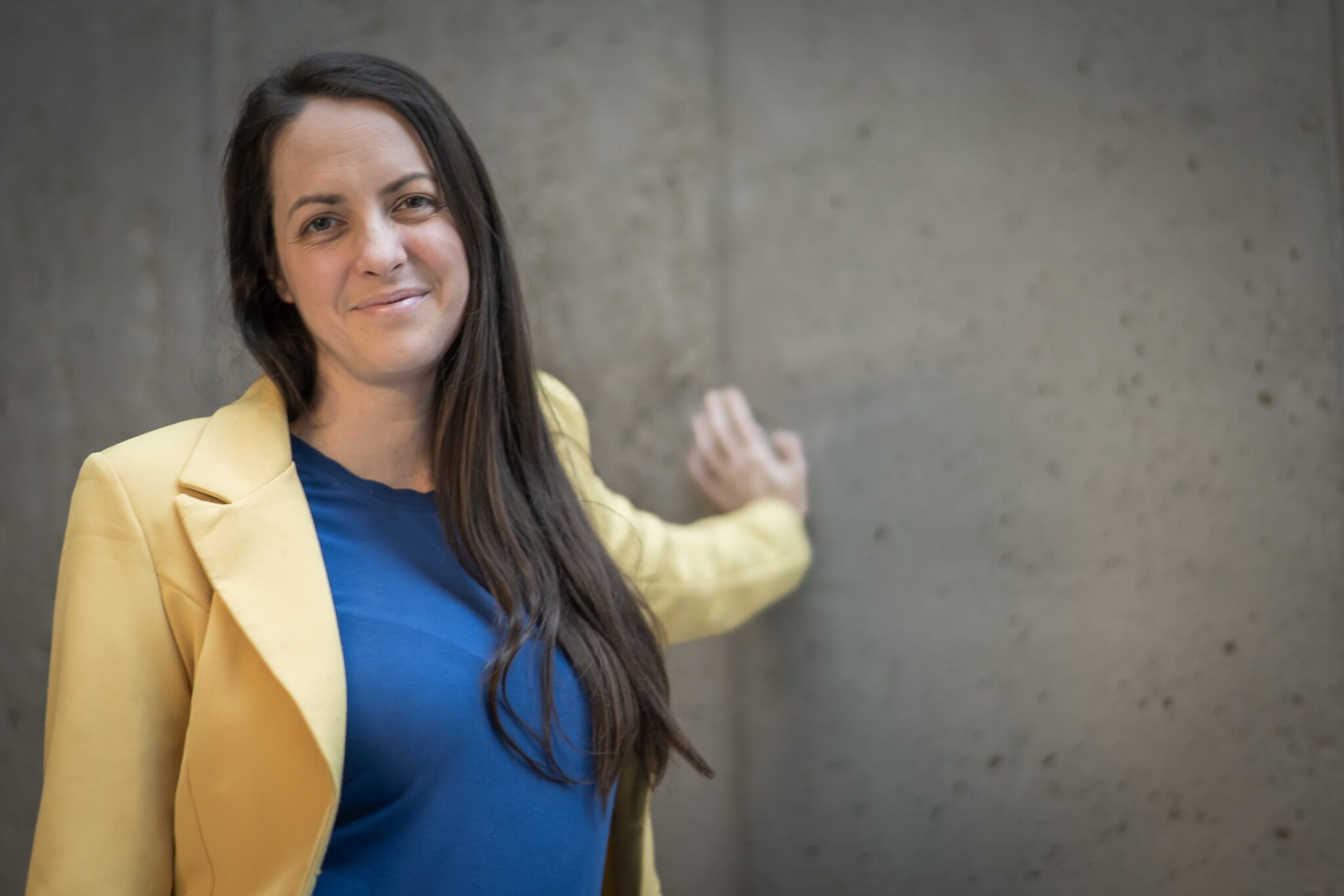 Nem törvényszerű, hogy a kórházban a gyerek traumatizálódik – karácsonykor is a gyerekek mellett a Nevetnikék önkéntesei